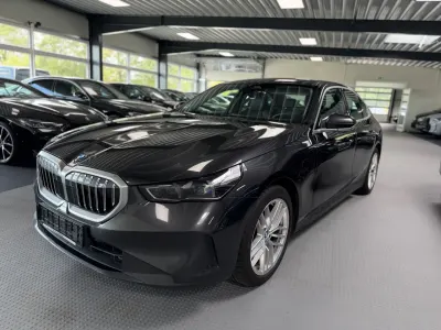BMW 530 530e Hybrid -ACC-Leder-Kamera-Laser-19Zoll
